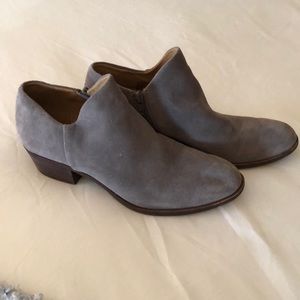 Lucky brand ankle boot